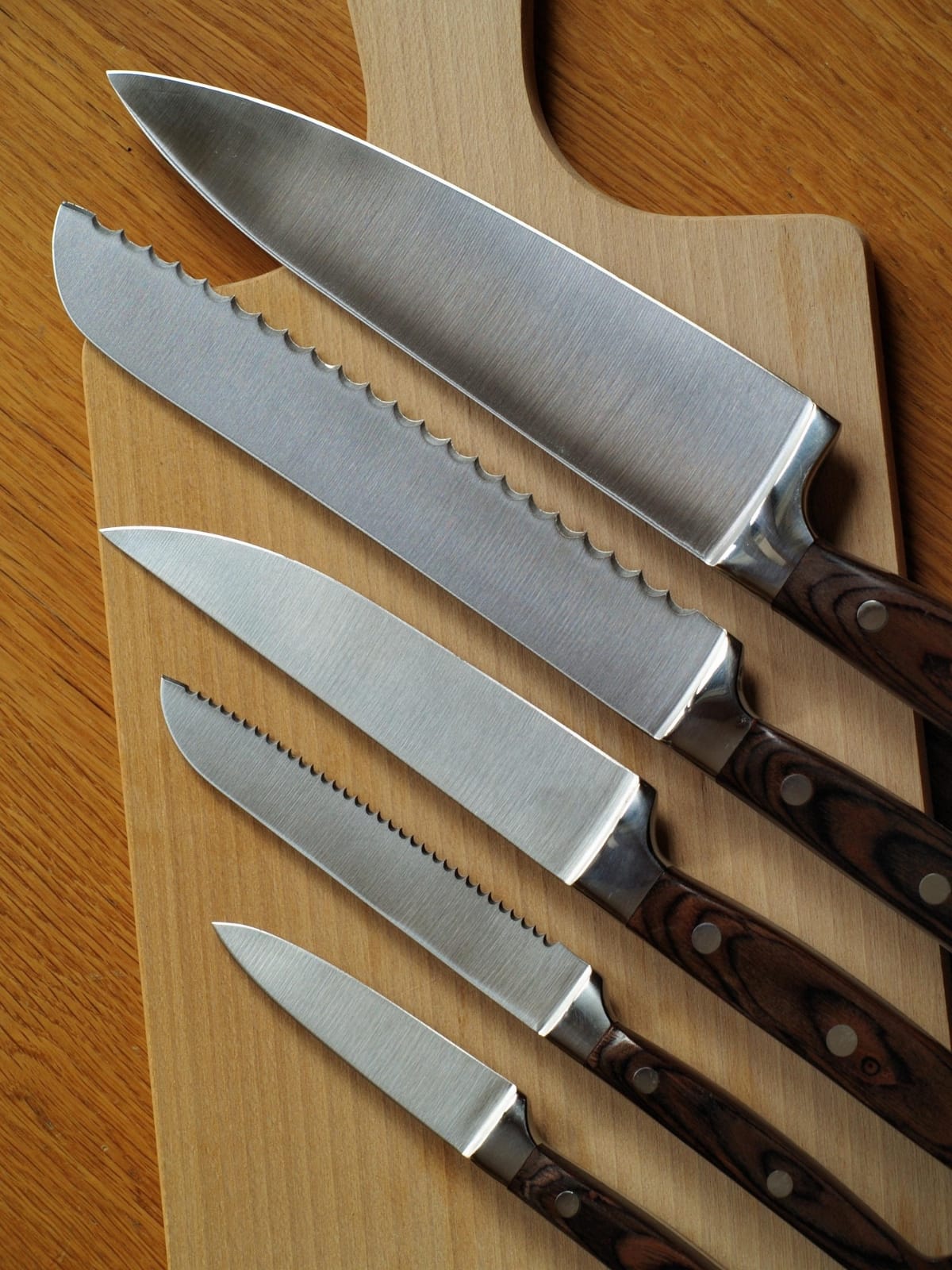 The 10 Best Kitchen Knives Under $50 for Home Cooks (Gyuto and Santoku Review)