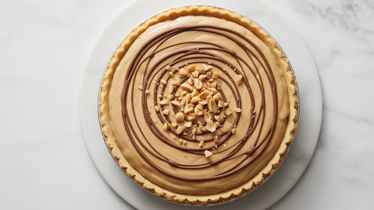 No-Bake Peanut Butter Pie- A Heavenly Dessert Ready in Minutes