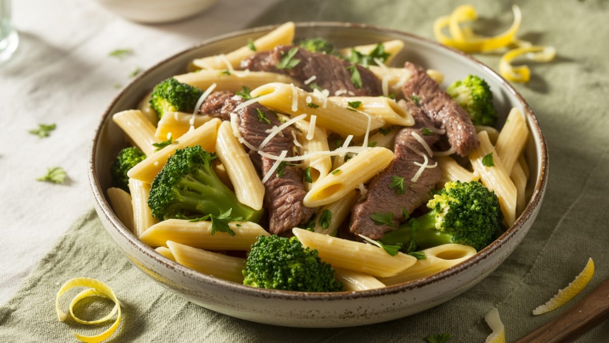 Tasty Lemon Zest Beef and Broccoli Pasta You Can Make Tonight