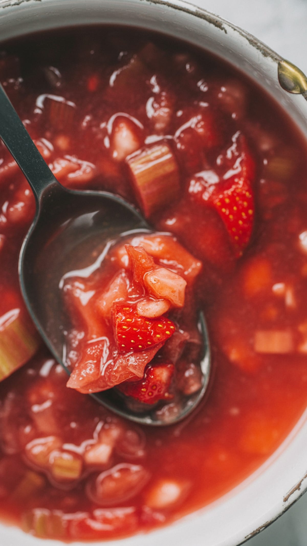 Homemade Strawberry Rhubarb Pie Filling | Preserve Spring Flavor