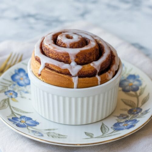 Microwave Cinnamon Roll Mug Cake