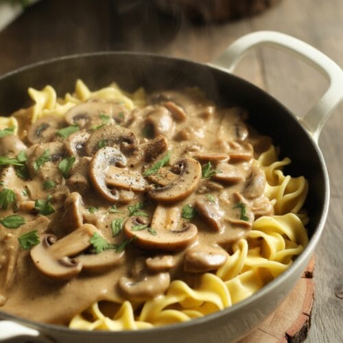 One Pot Vegan Mushroom Stroganoff​ (30-Minutes)